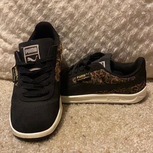Worn once, cheetah print Puma sneakers